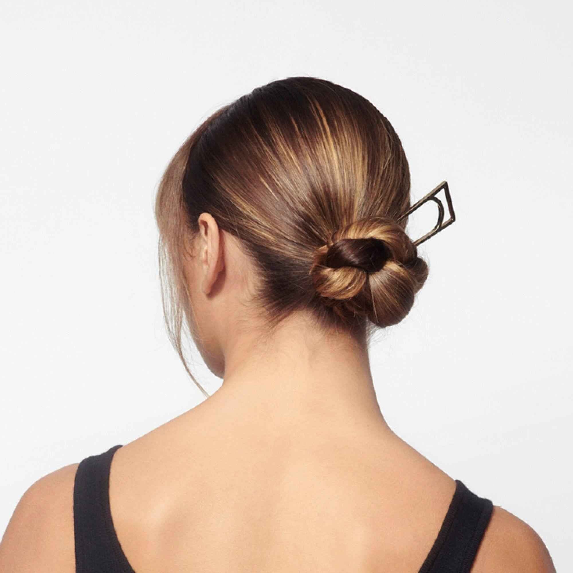 Oribe Superfine Hair Spray 300 ml - Pileggi on the Square Salon Powered by Gatto Salon Group